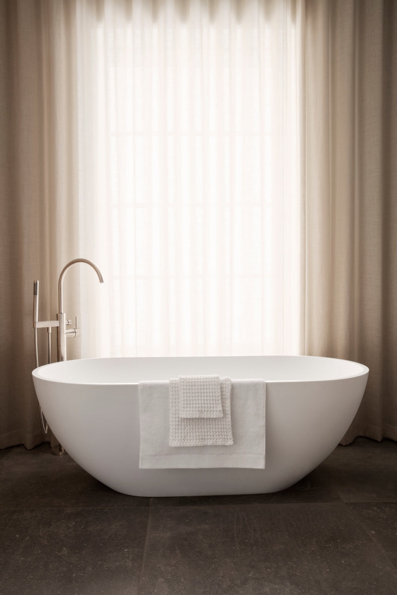 Blomus RIVA Sauna Handtuch White 200 x 100 cm Lifestyle 1