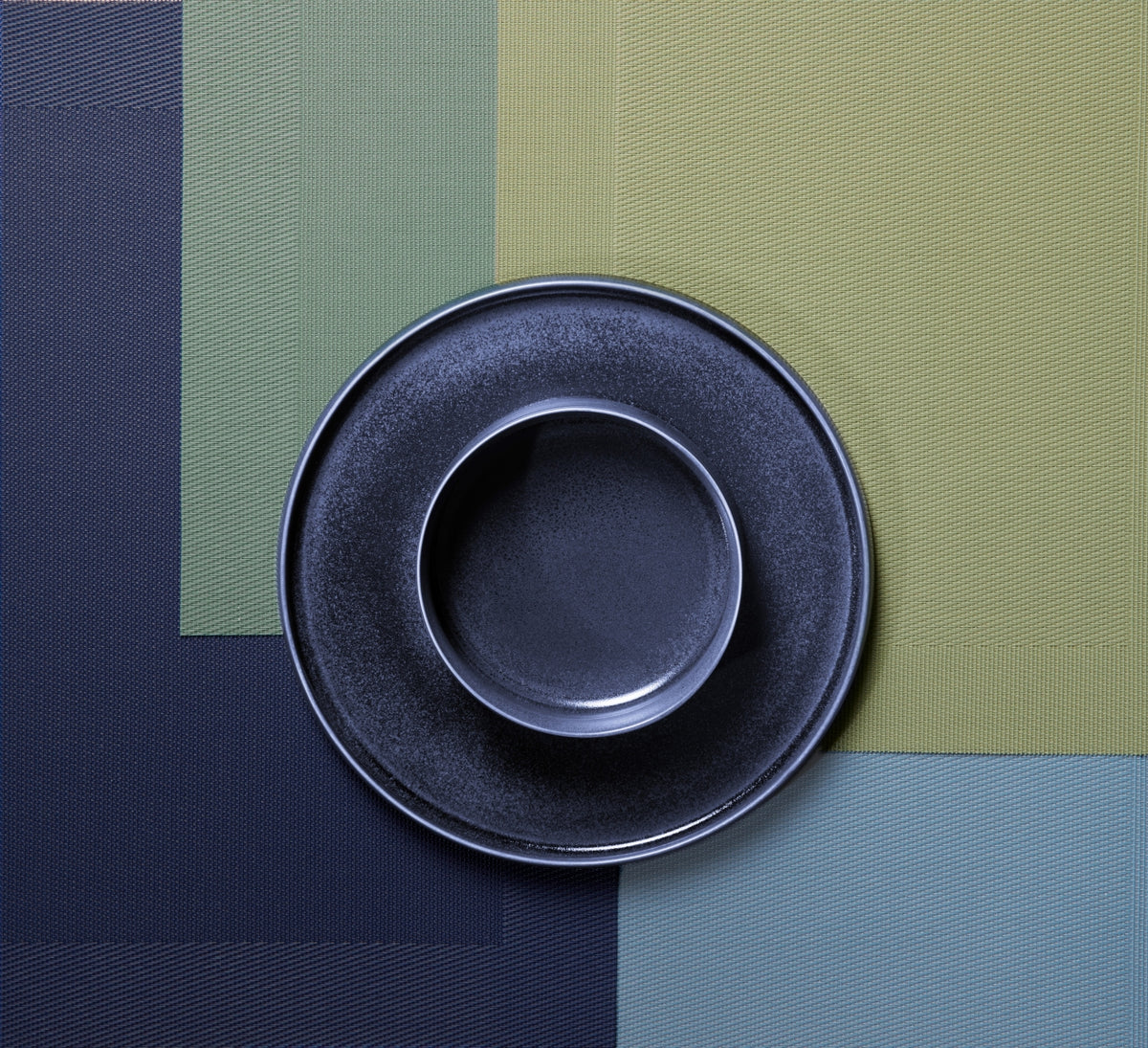 ASA Tischset gewebter Rand bluestone 46 x 33 cm Lifestyle