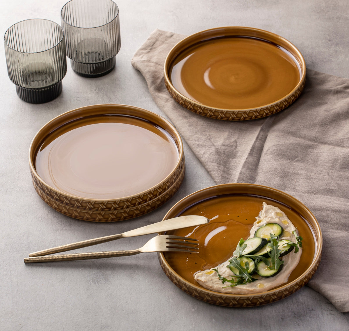 ladelle HEATH Tapas-Teller karamell 20 x 2,5 cm 4tlg Lifestyle 2