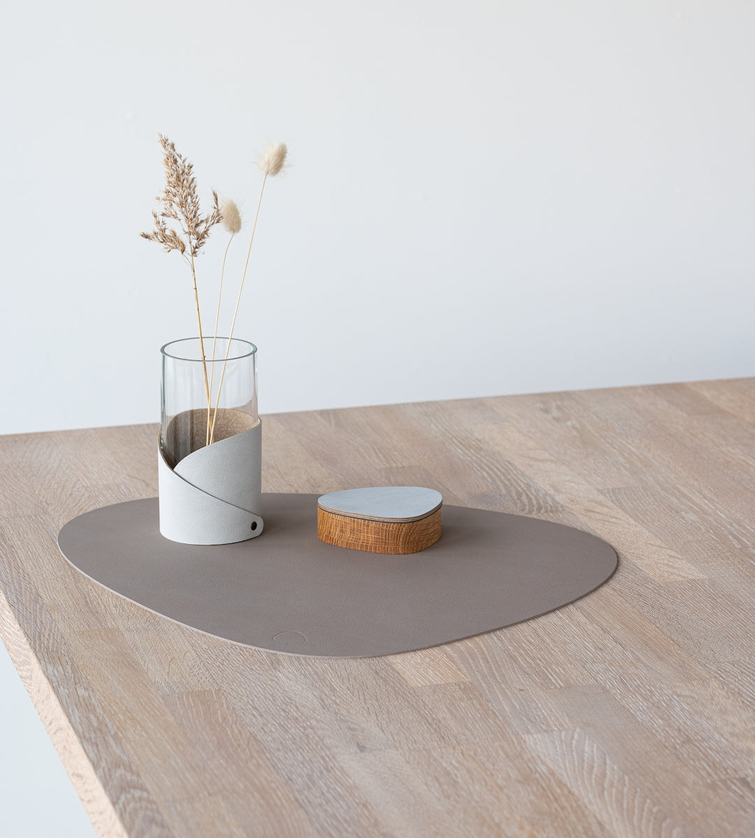 LIND DNA NUPO Tischset Curve L clay brown 37 x 44 cm