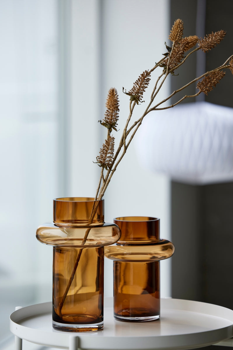 Lyngby Tube Vase Glas amber 20 cm Lifestyle2