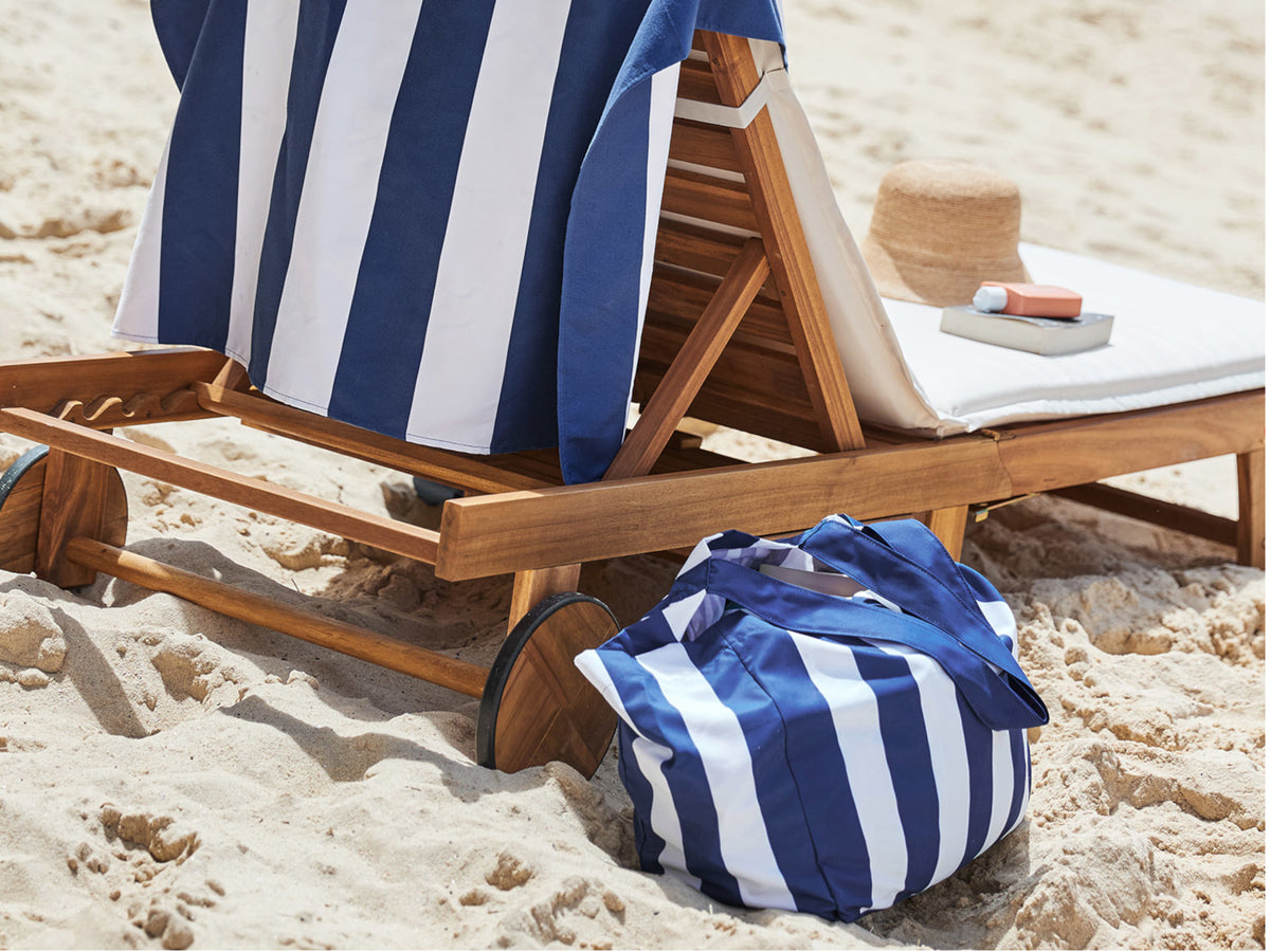 Dock & Bay Strandtasche faltbar Whitsunday Blue Lifestyle 3