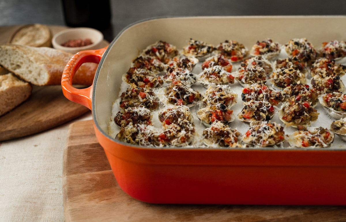 Le Creuset Bratreine Signatur ofenrot 40,2cm Lifestyle 1