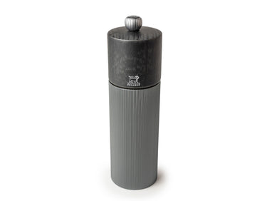 PEUGEOT LINE Pfeffermühle Carbon/Graphit 18 cm Freisteller 1