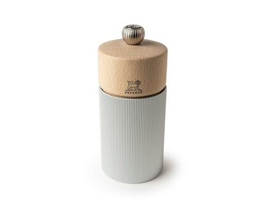 PEUGEOT LINE Pfeffermühle Aluminium natur 12 cm Freisteller 1
