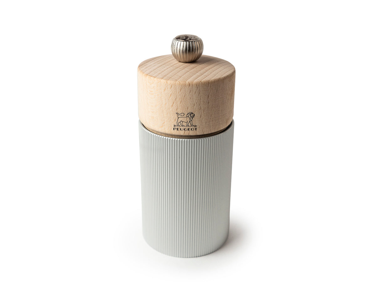 PEUGEOT LINE Salzmühle Aluminium/Natur 12 cm Freisteller 1