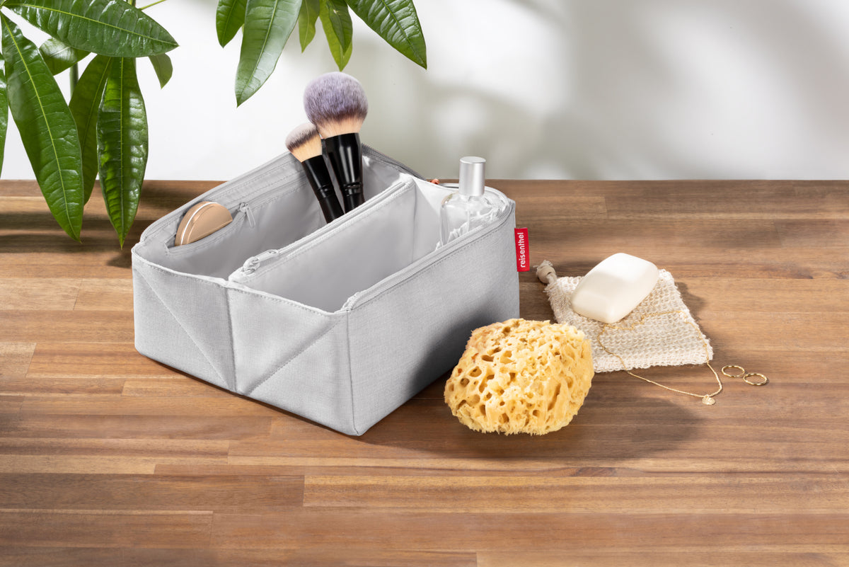 reisenthel fold case twist sky rose Lifestyle 1