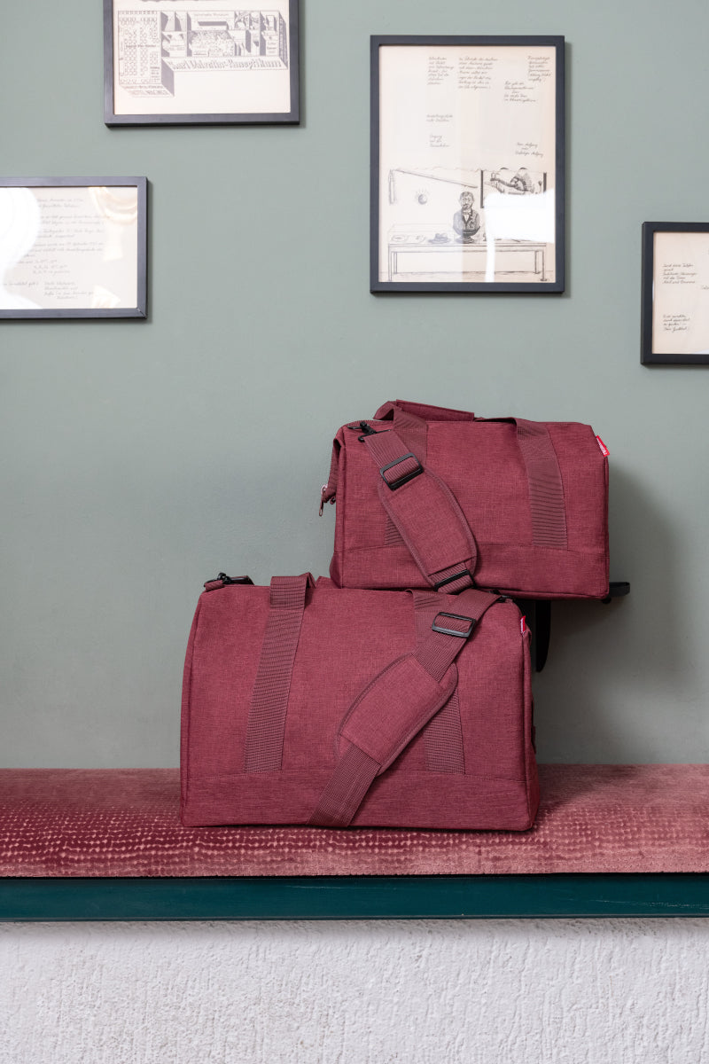 reisenthel allrounder M twist maroon Lifestyle 1