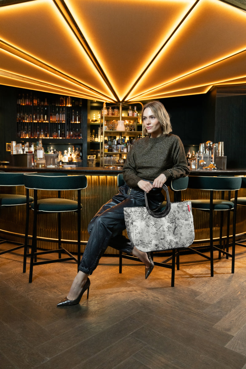 reisenthel loopshopper L jacquard grey Lifestyle 2