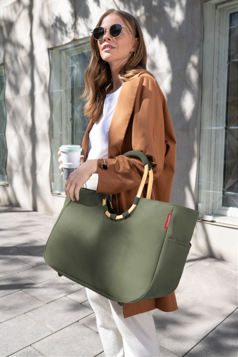 reisenthel loopshopper L forest gold Lifestyle 3