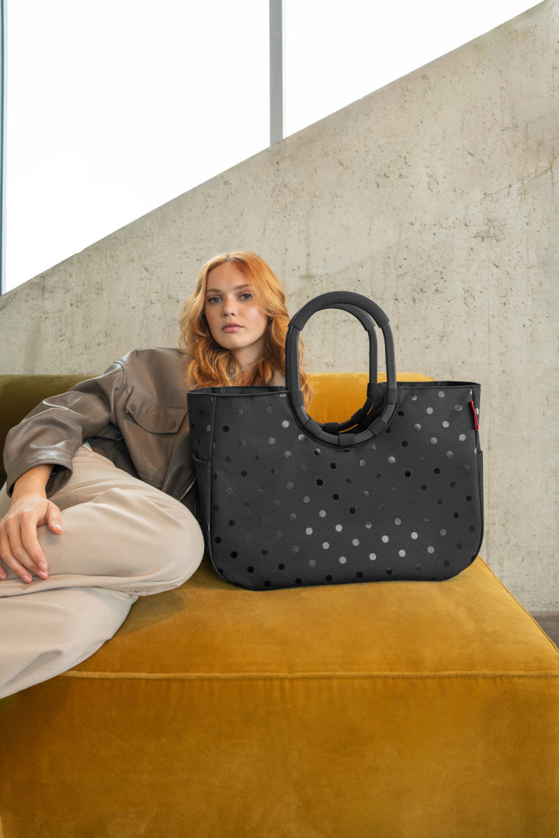 reisenthel frame glossy dots black Lifestyle 4