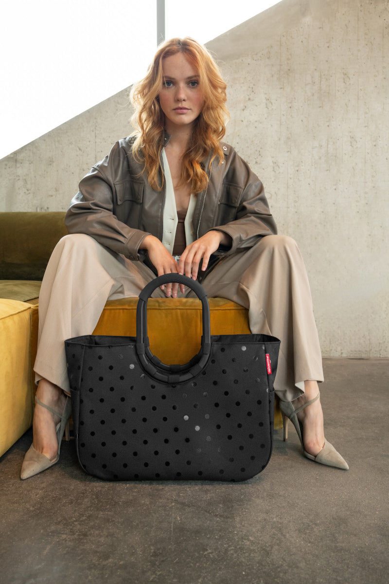 reisenthel frame glossy dots black Lifestyle 5