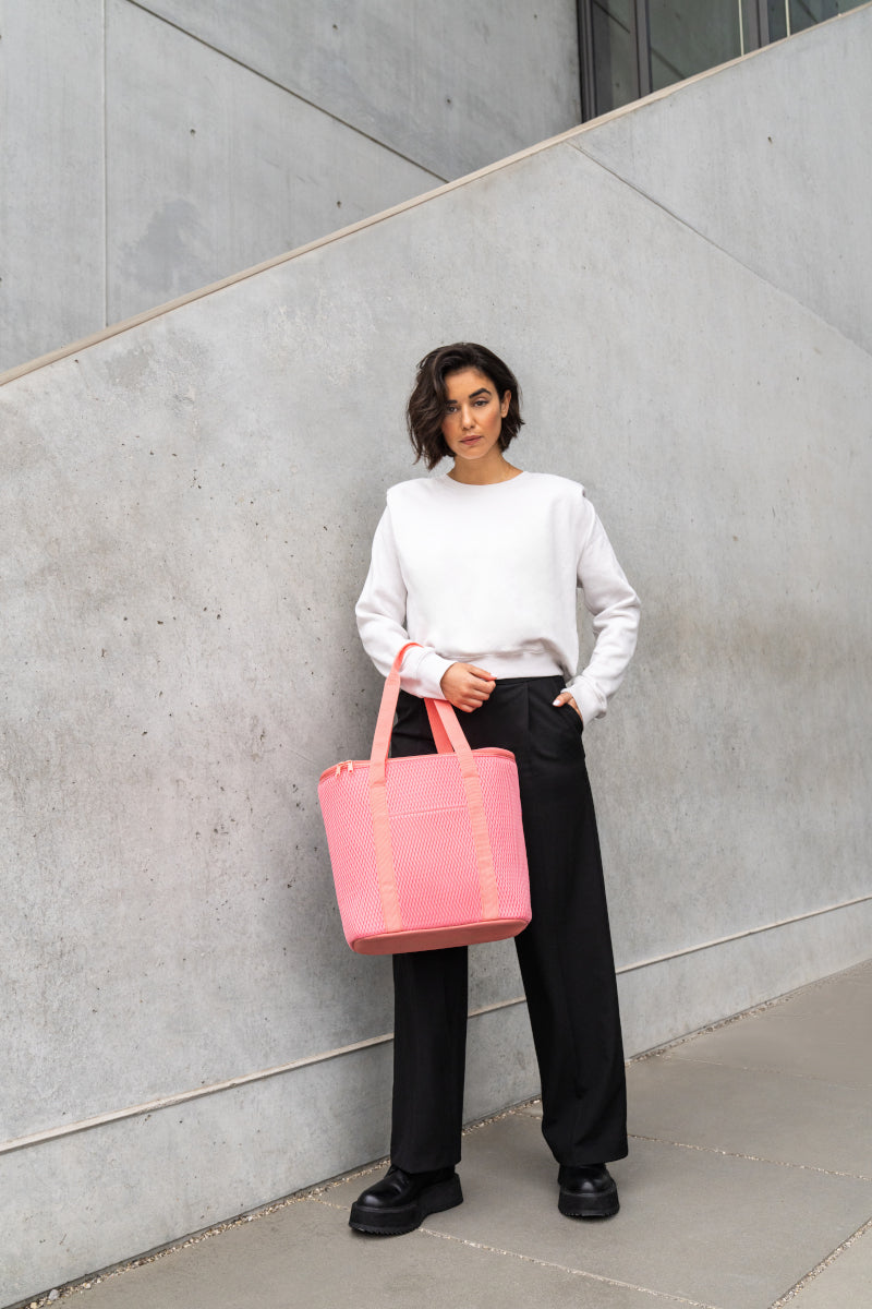 reisenthel thermoshopper mesh coral Lifestyle 2