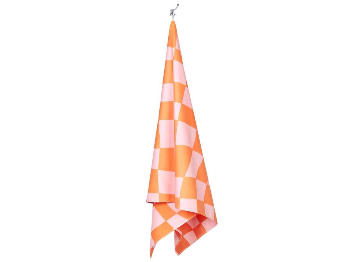 Dock & Bay Beach Towel L Groovy Check 160x90cm Freisteller 2