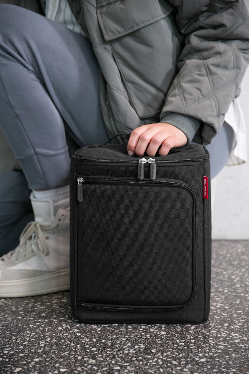 reisenthel coolerbox black Lifestyle 2