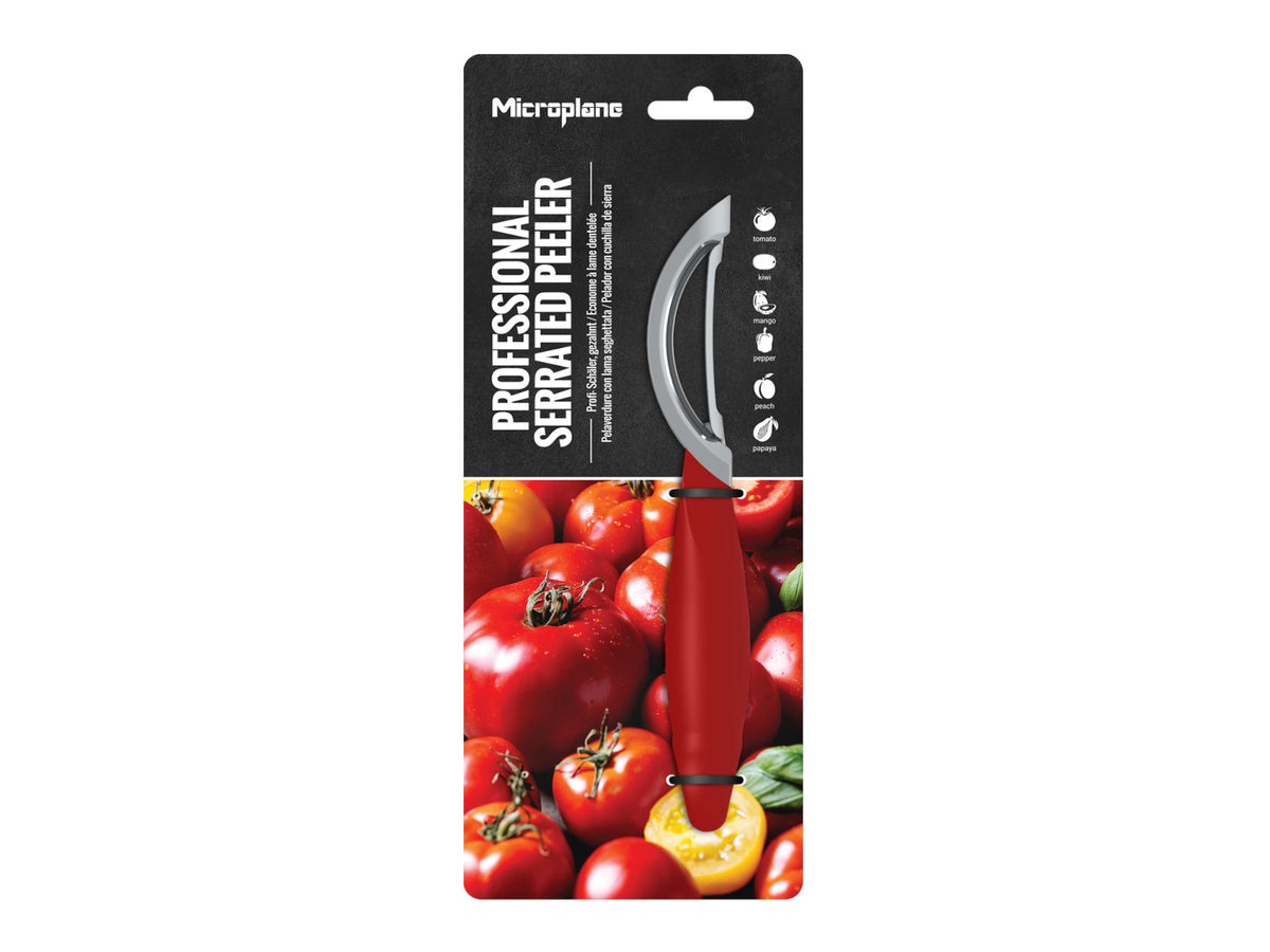 Microplane Profi-Schäler mit gezähnter Klinge rot Freisteller 4