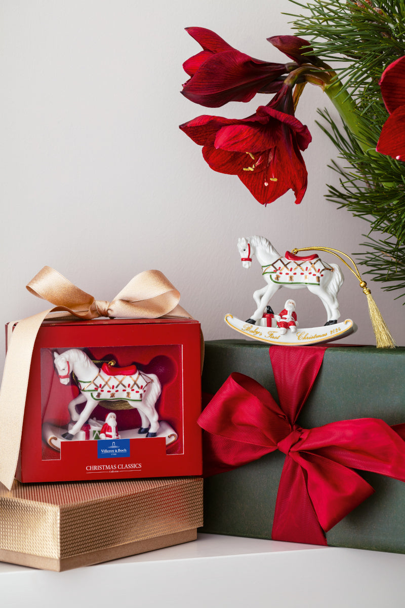 Villeroy & Boch Christmas Classics Ornament Schaukelpferd 9cm Lifestyle1