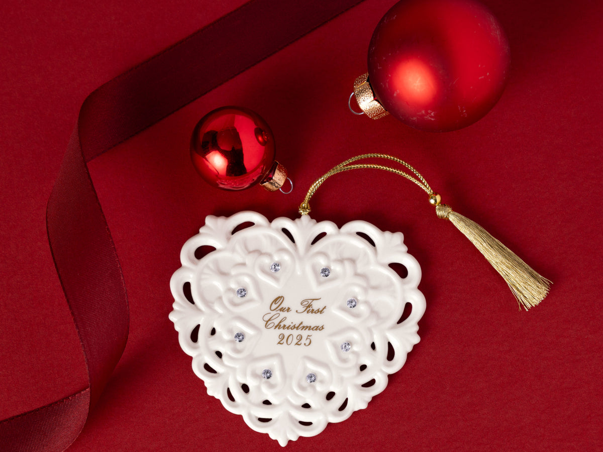 Villeroy & Boch Christmas Classics Ornament Herz 2025 Lifestyle 1