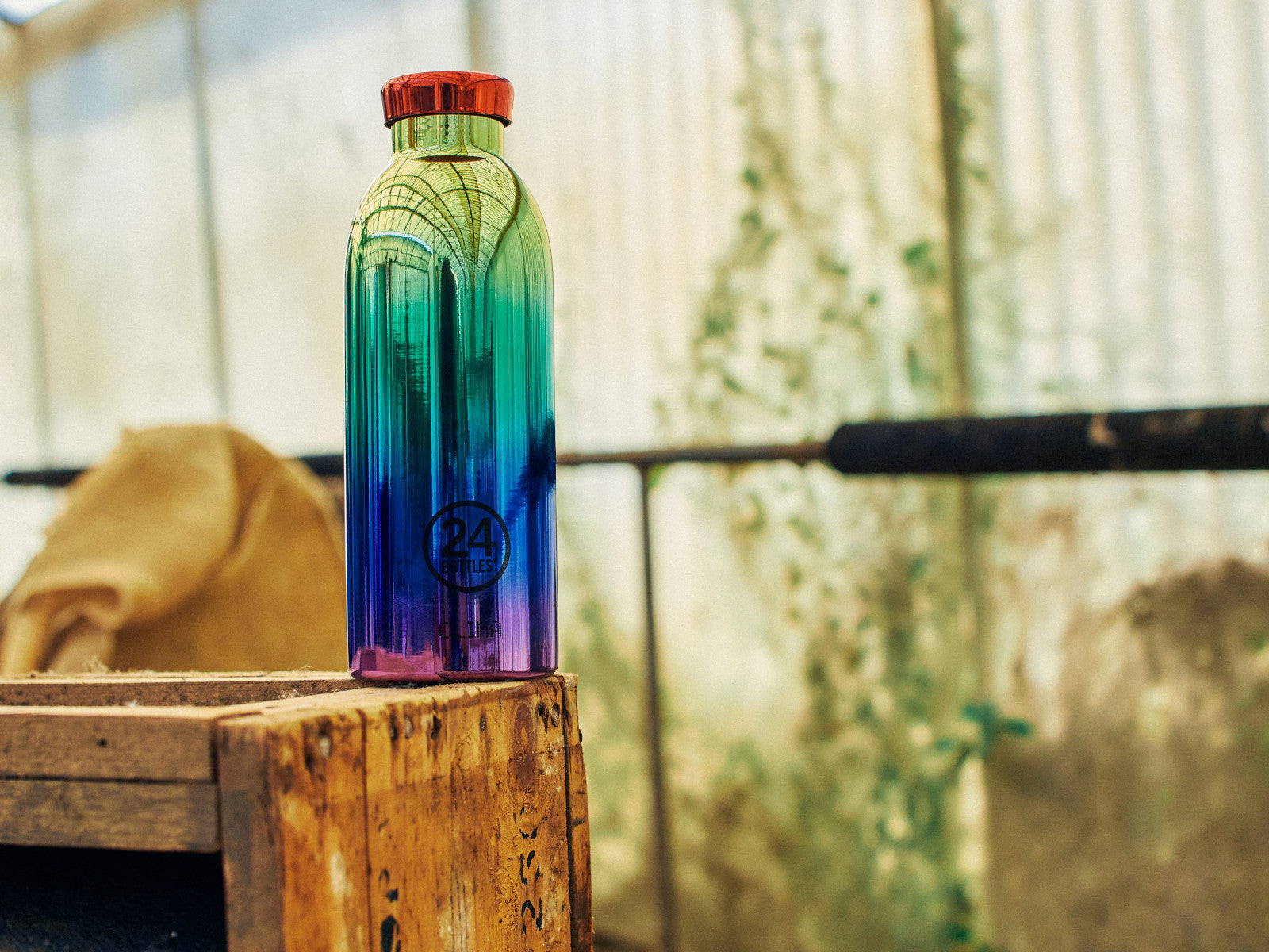 24Bottles Clima Bottle Skybeau 500ml Lifestyle 1