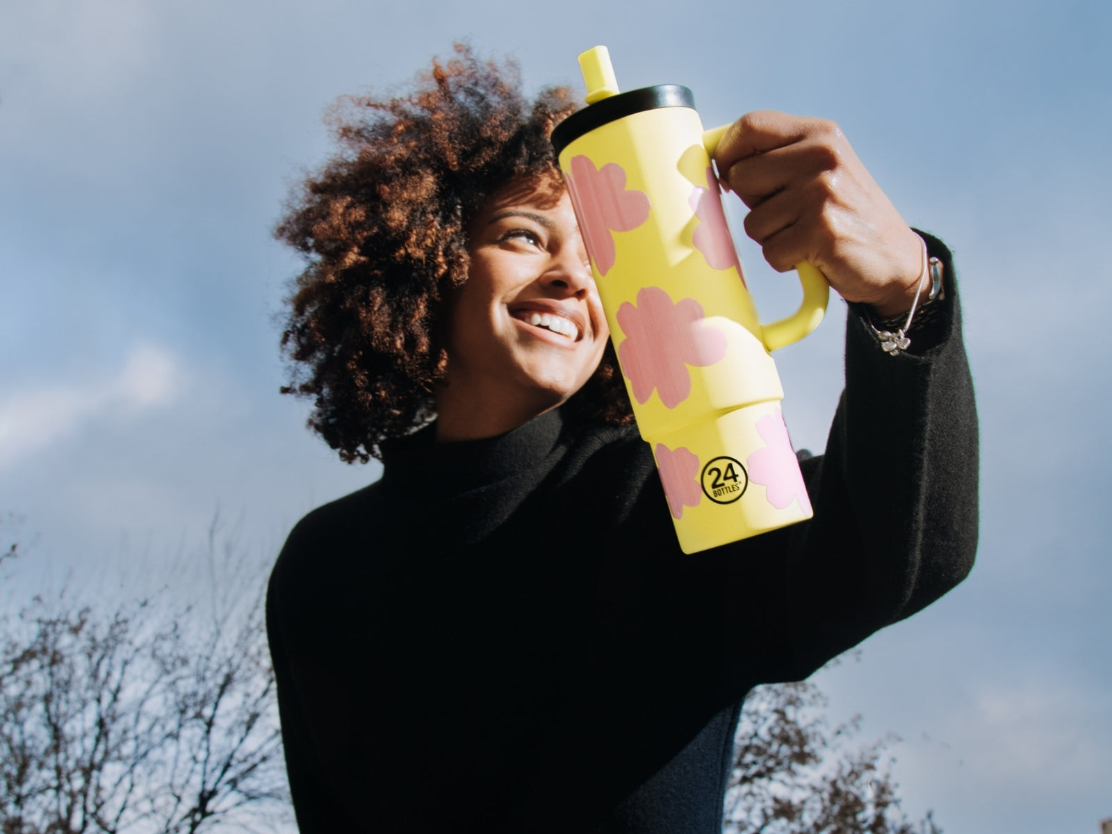 24Bottles Straw Cup Daydreaming Yellow 800ml - Produktbild 4