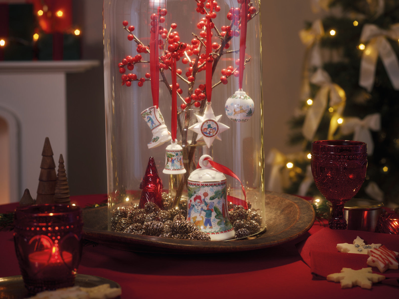 Hutschenreuther Porzellanglocke Weihnachtsglocke 2025 Lifestyle 1