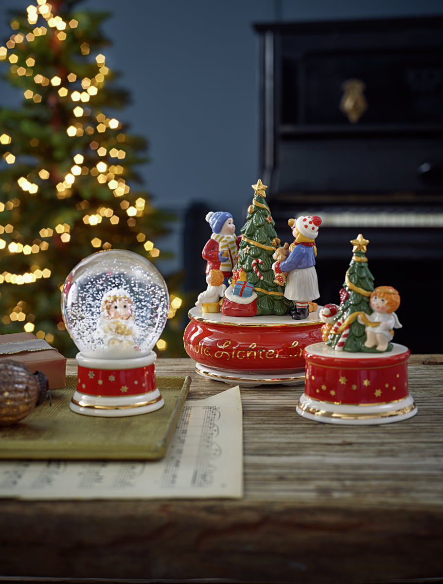 Hutschenreuther Sammelserie 2023 Am Weihnachtsbaum Schneekugel – Tischideen & Ambiente