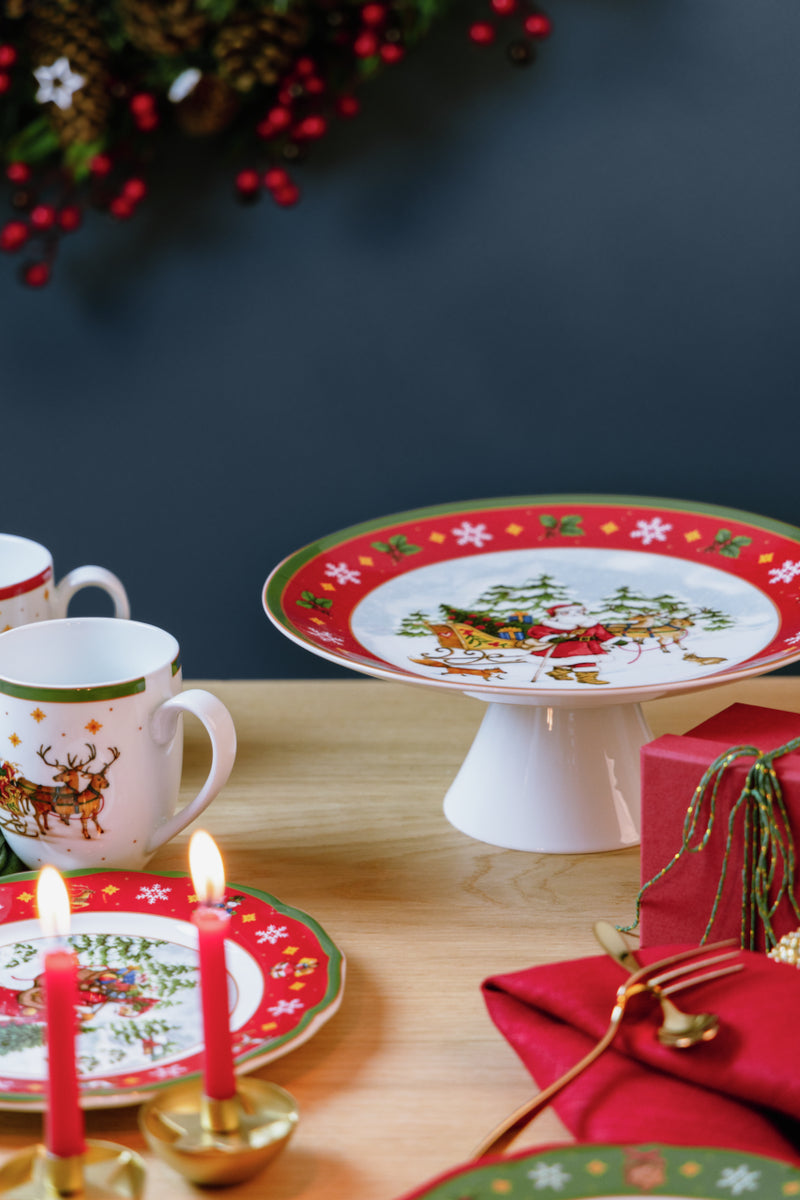 Hutschenreuther Happy Wintertime Tortenplatte auf Fuß groß Lifestyle