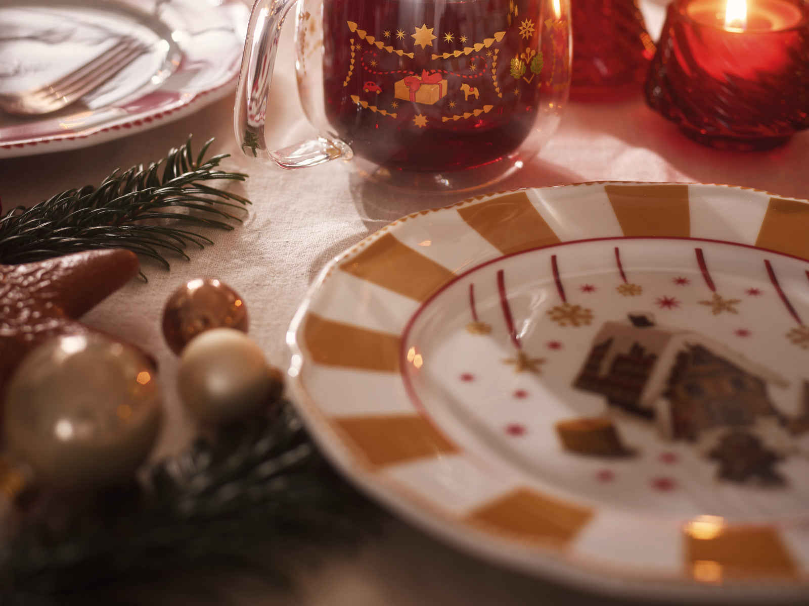 Hutschenreuther Christmas Love beige Set 4tlg Lifestyle 4