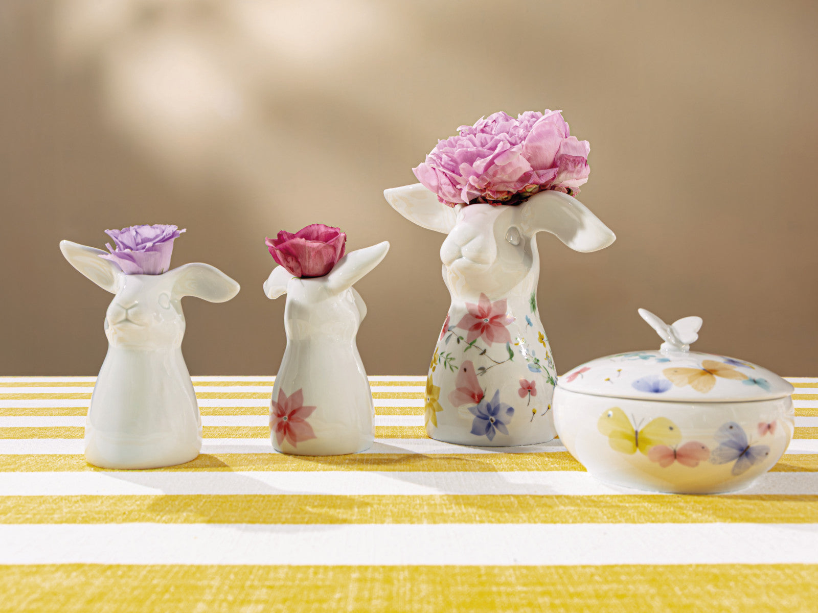 Hutschenreuther Frühlingsgrüsse Blumenwiese Dose mit Deckel 12,5cm Lifestyle 1