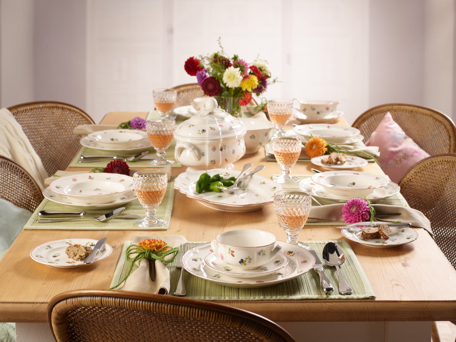 Villeroy & Boch Petite Fleur Speiseteller 26 cm Lifestyle 2