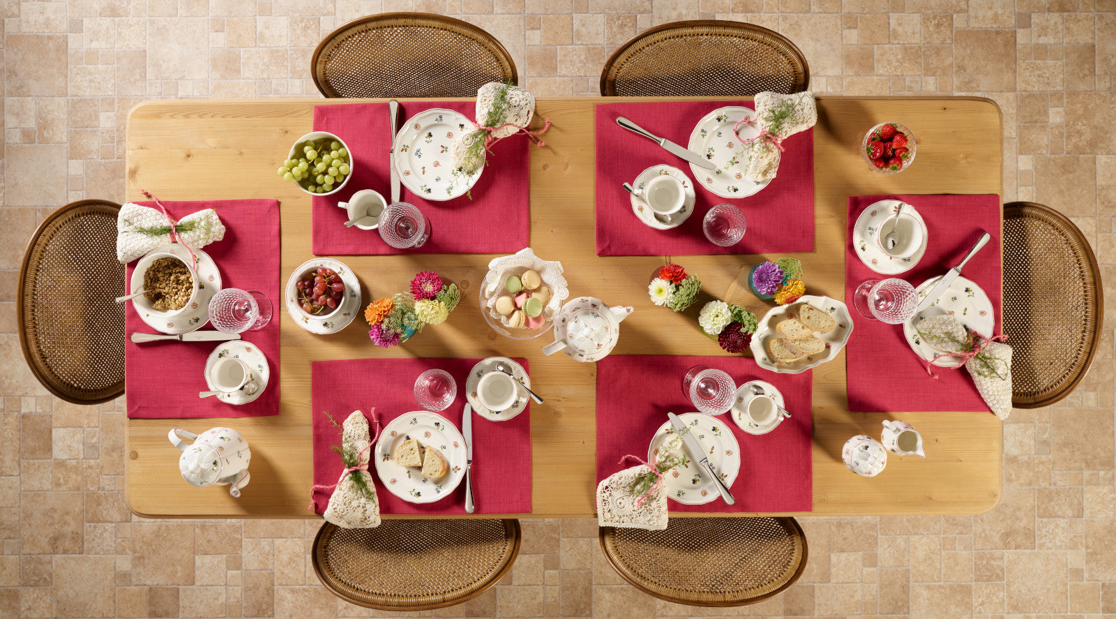 Villeroy & Boch Petite Fleur Teetasse mit Untertasse 2tlg. Lifestyle 3