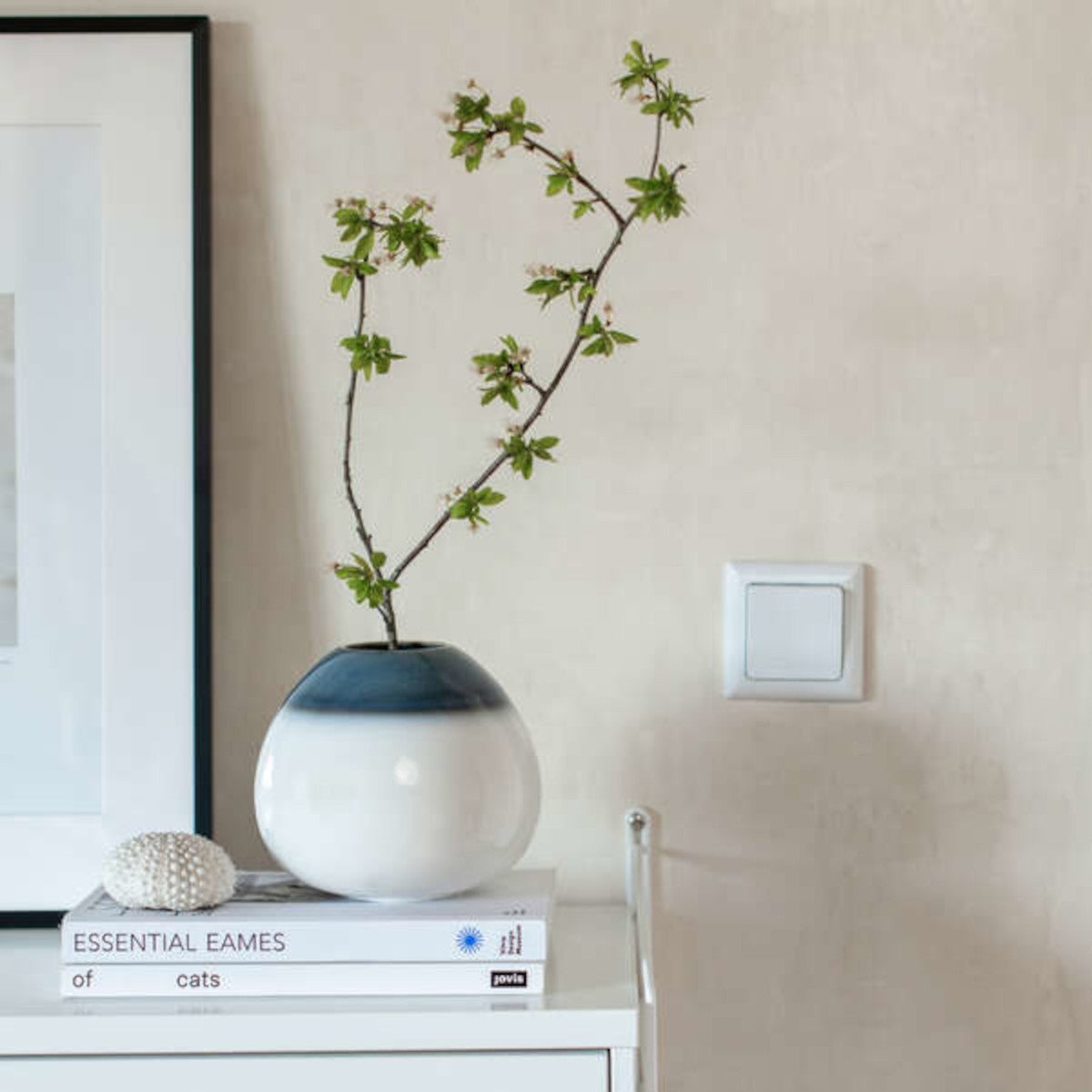 Villeroy & Boch Lave Home Vase Drop bleu klein 12,8 cm Lifestyle 1