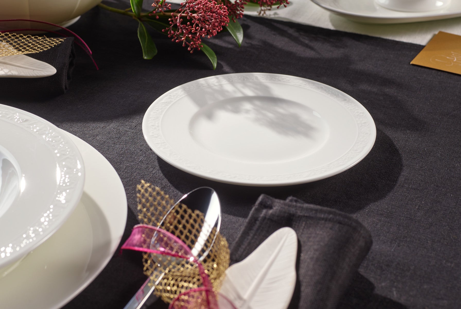 Villeroy & Boch White Pearl Brotteller 18 cm Lifestyle 1