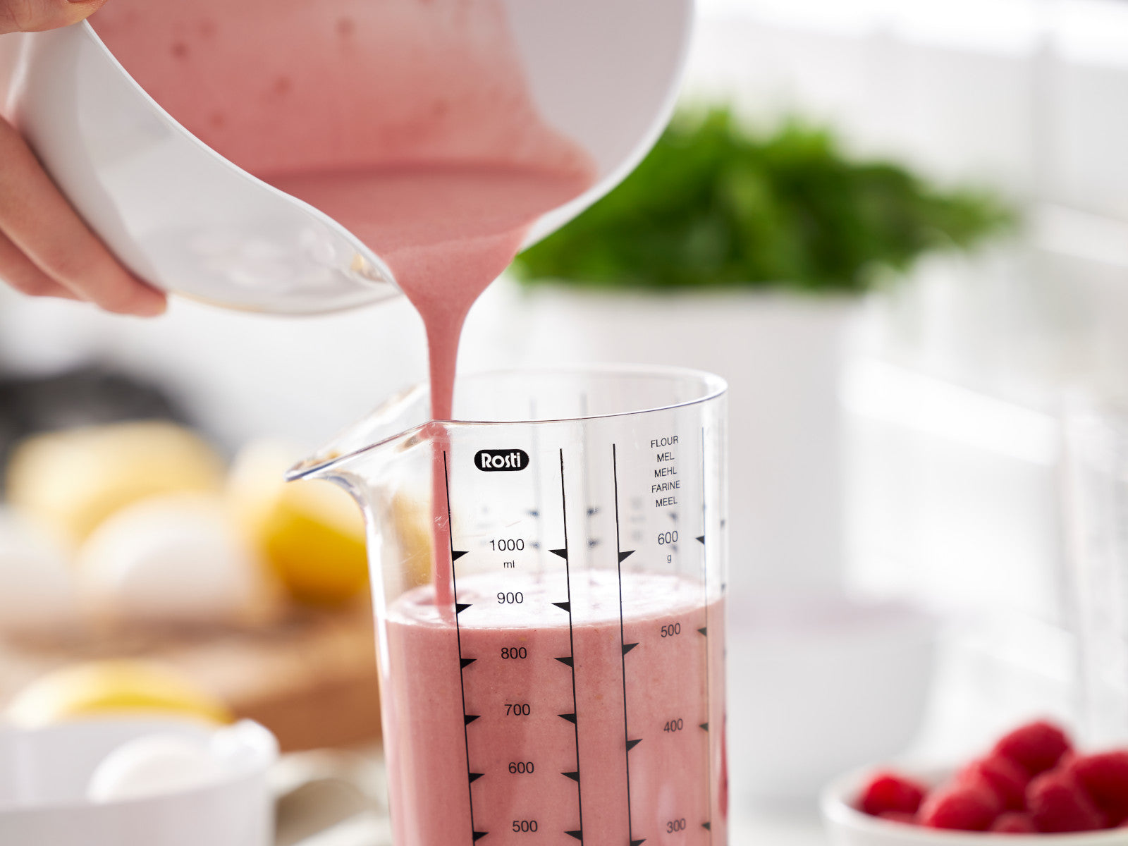 Rosti Messbecher transparent 0,5l Lifestyle 4