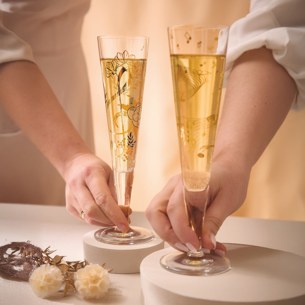 Ritzenhoff Goldnacht Champus (T.Kuhlmann) #46 F25 Lifestyle 1