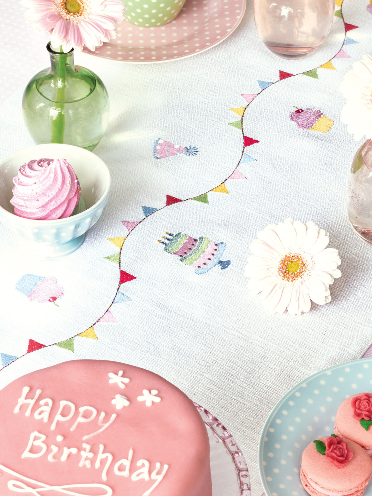 Greengate Dotty Stoffserviette mit Spitze pale blue 40x40cm Lifestyle 4