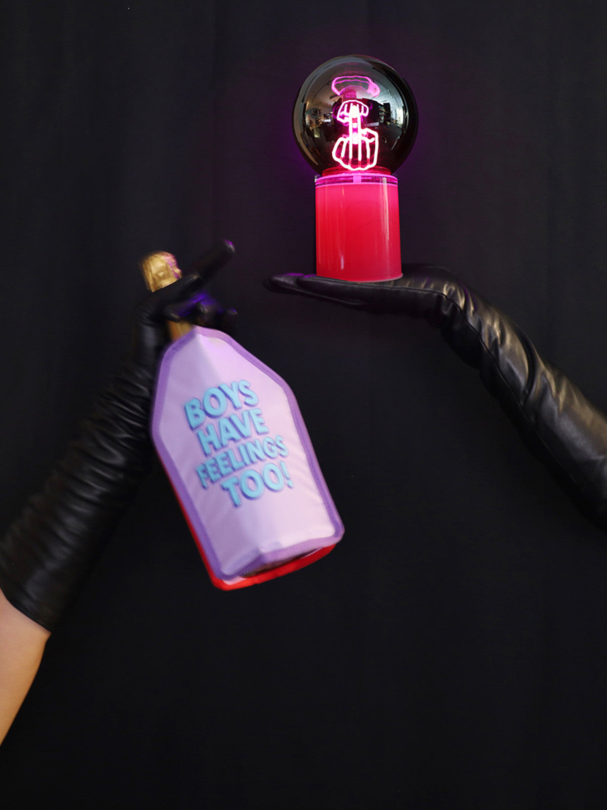 Giftcompany Froid Kühlmanschette Girls and Boys rosa/blau 23,5cm Lifestyle 2