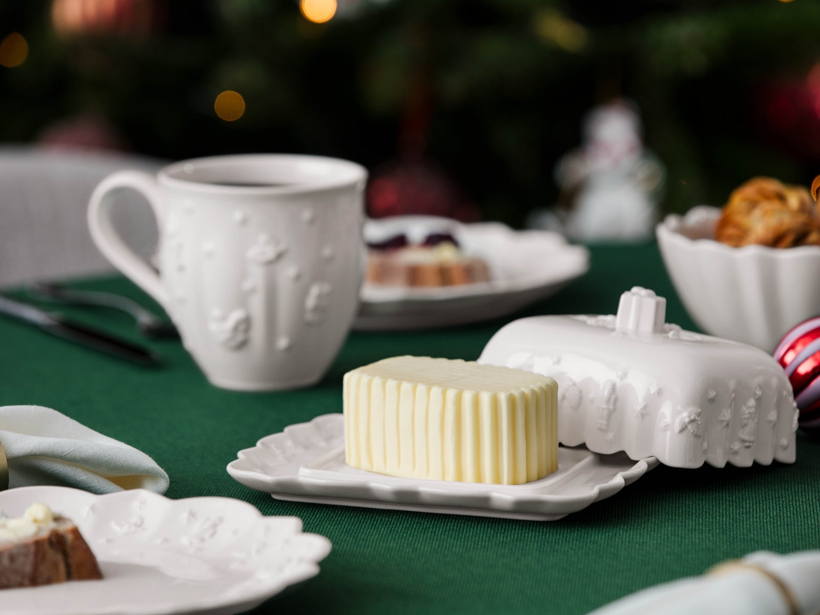 Villeroy & Boch Toy's Delight Royal Classic Butterdose weiß 19cm - Produktbild 3