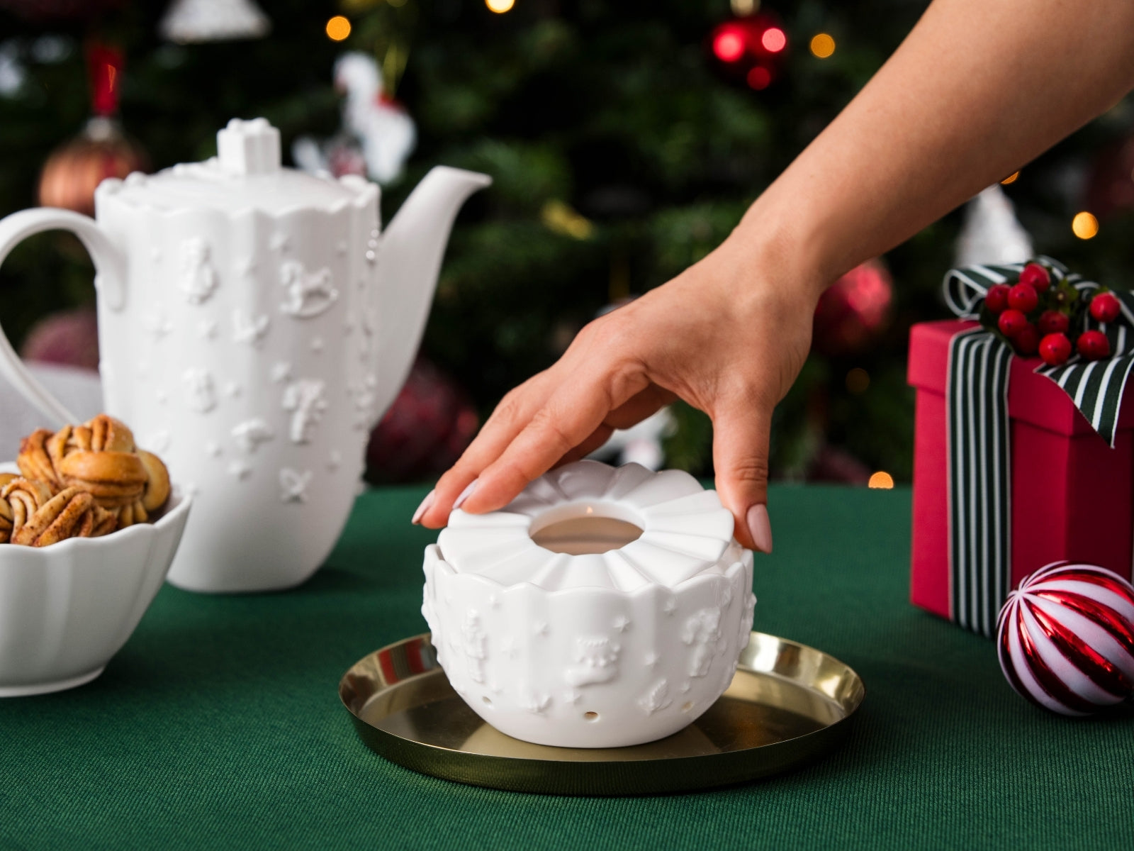 Villeroy & Boch Toy's Delight Royal Classic Stövchen weiß 12cm - Produktbild 2
