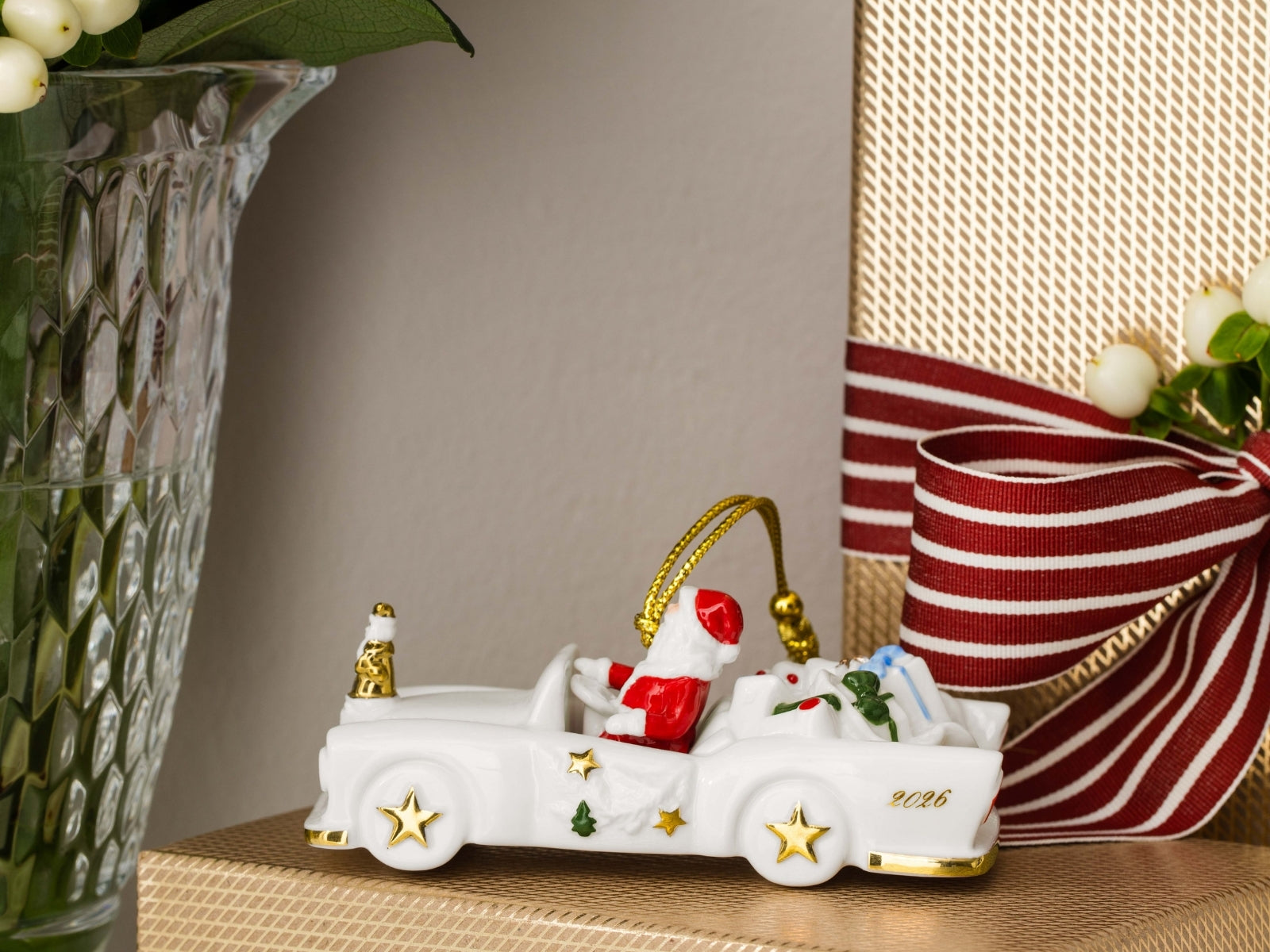 Villeroy & Boch Christmas Classics Ornament Cadillac 2026 - Produktbild 4