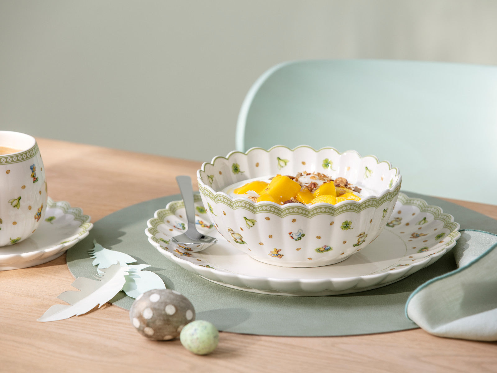 Villeroy & Boch Easter Delight Speiseteller 27cm Lifestyle 3