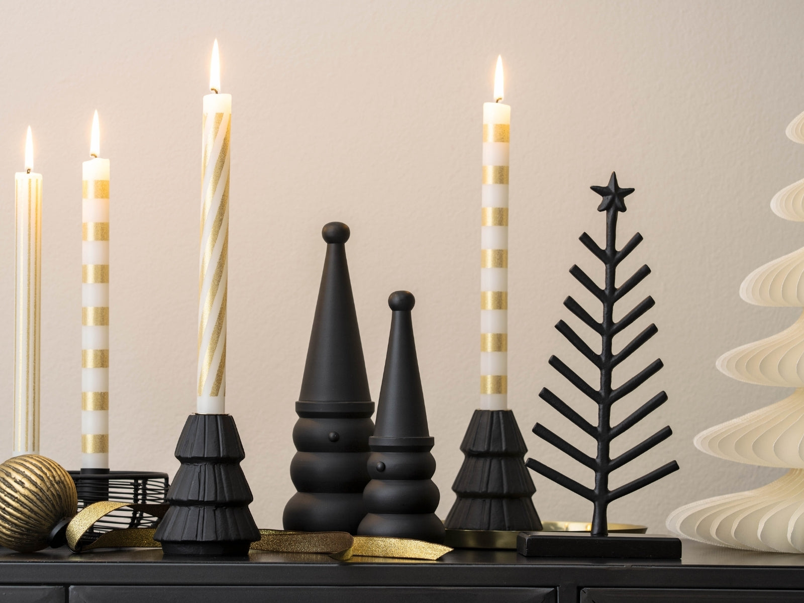 Villeroy & Boch Christmas Chic Dekoaufsteller Baum schwarz 30cm - Produktbild 4