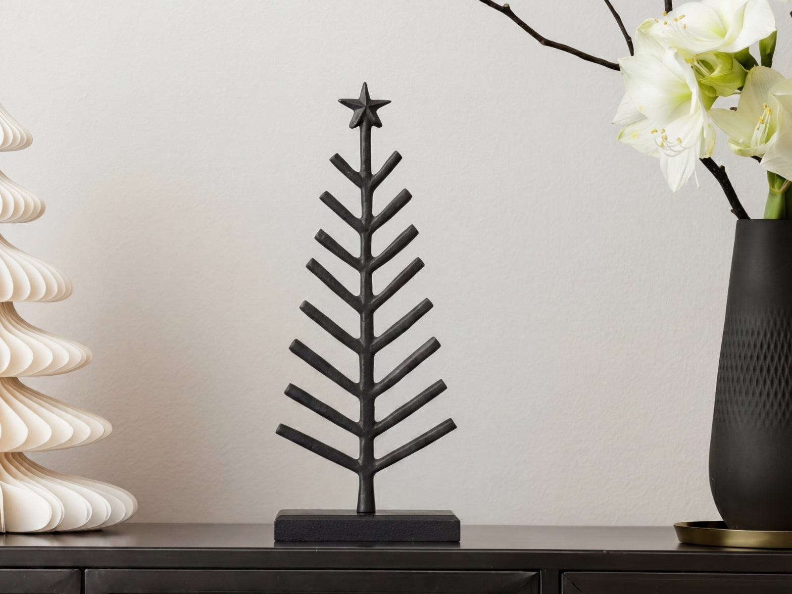Villeroy & Boch Christmas Chic Dekoaufsteller Baum schwarz 30cm - Produktbild 2