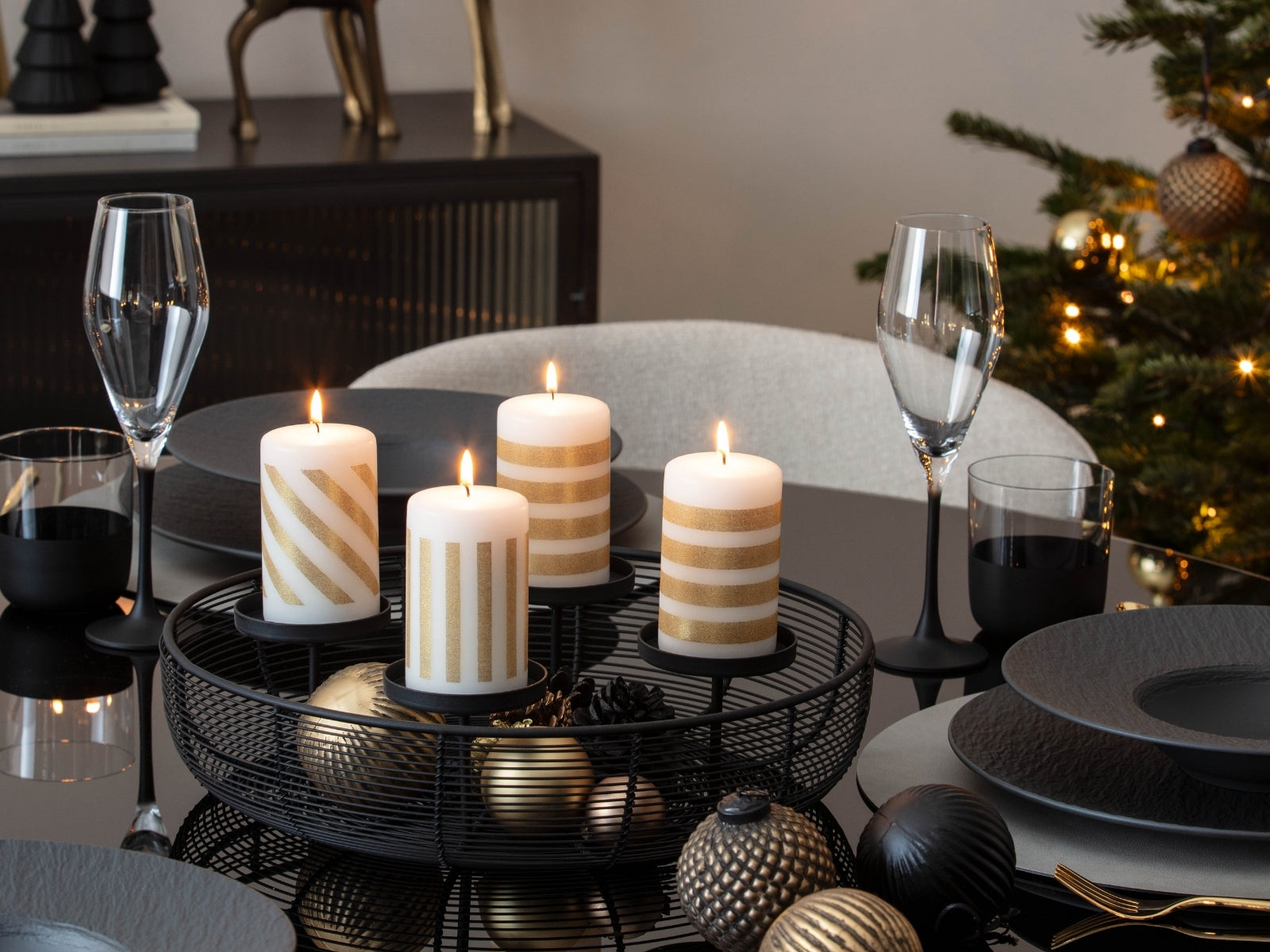 Villeroy & Boch Christmas Chic Stumpenkerze weiß/gold Set 4tlg - Produktbild 2
