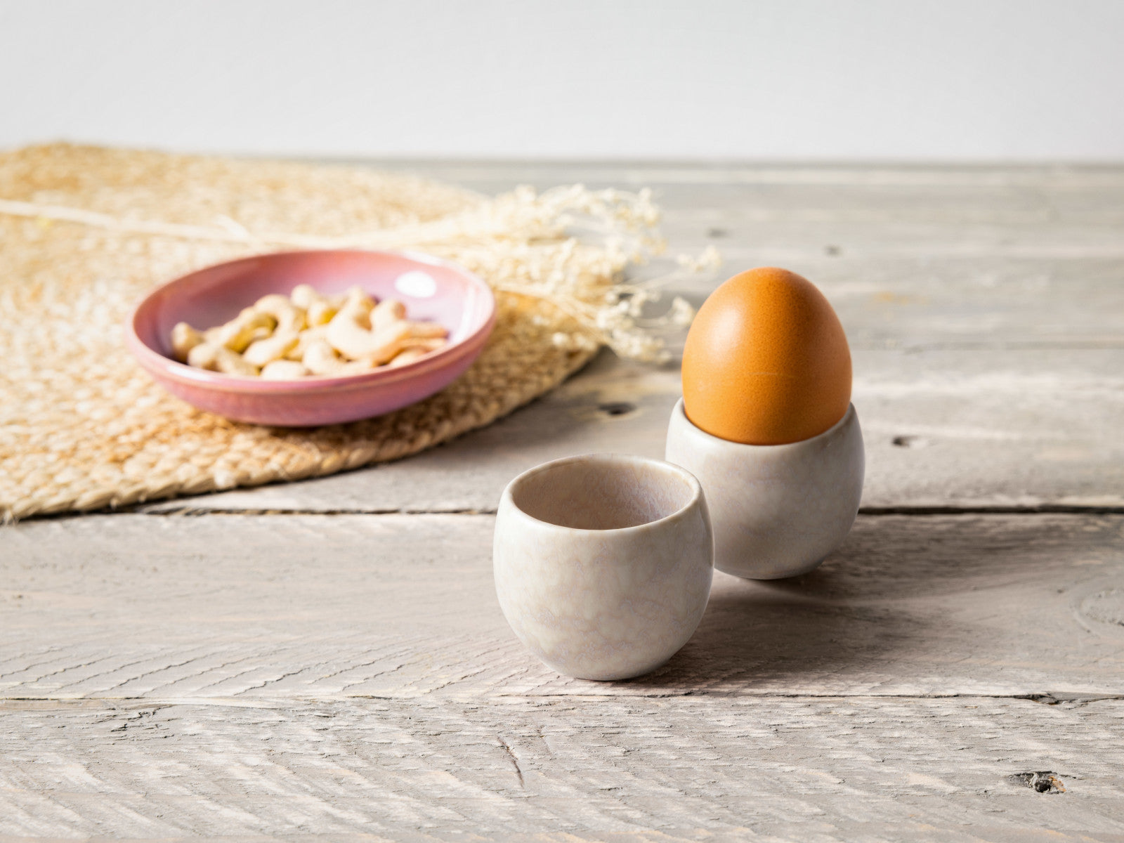 like. by Villeroy & Boch Perlemor Home Eierbecher Sand Set 2tlg Lifestyle 1