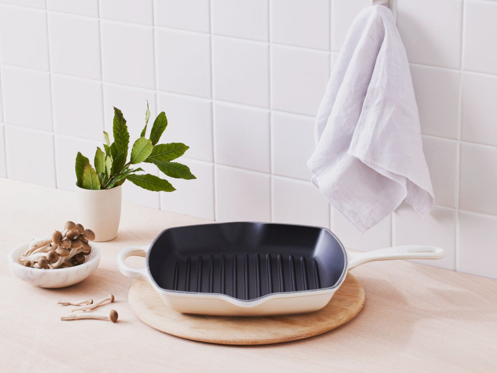 Le Creuset Grillpfanne Signature quadratisch meringue 26cm - Produktbild 7