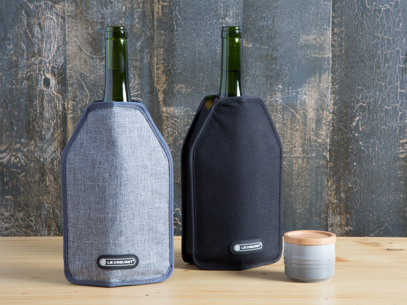 Le Creuset Aktiv-Weinkühler WA-126 schwarz matt Lifestyle 2