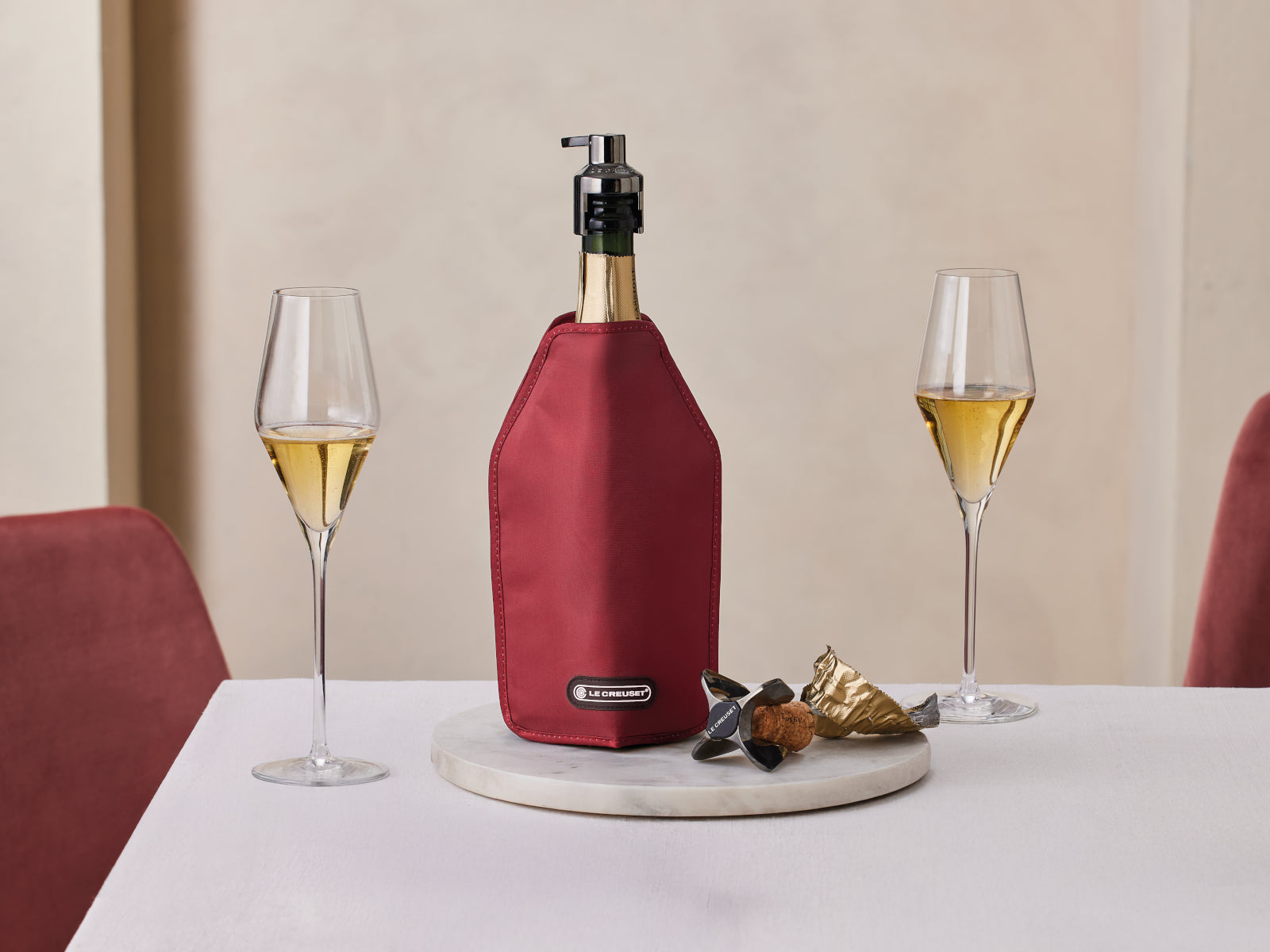 Le Creuset Aktiv-Weinkühler WA-126 burgunder Lifestyle 3