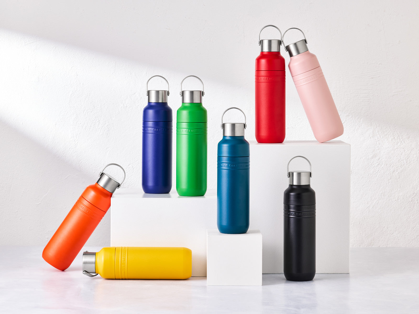 Le Creuset On The Go Trinkflasche shell pink 500ml Lifestyle 2