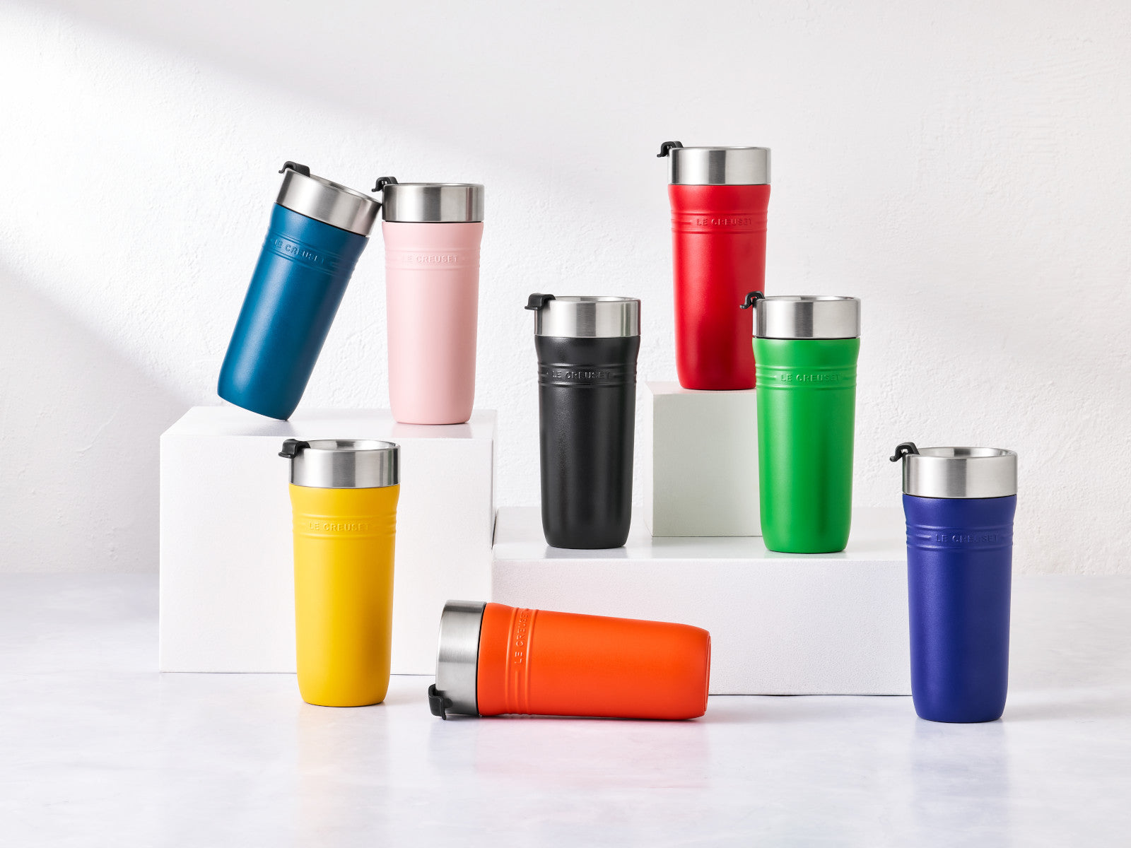 Le Creuset On The Go Thermobecher deep teal 350ml Lifestyle 1